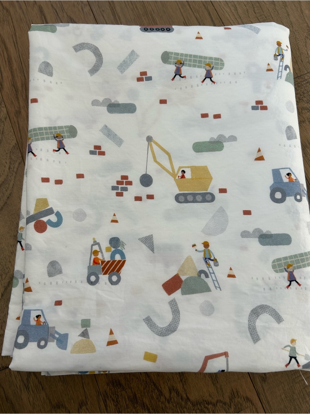 Crate&Kids Modern Trucks 100% Organic Cotton Full Flat Sheet